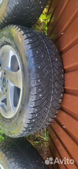 Bfgoodrich g-force stud 215 65 r16