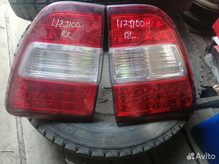 Стоп-вставки крышки багажника Lexus 470 UZJ100