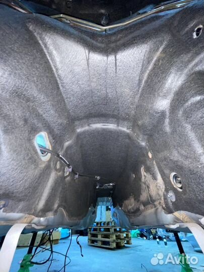 Шумоизоляция туннеля Мерседес w211