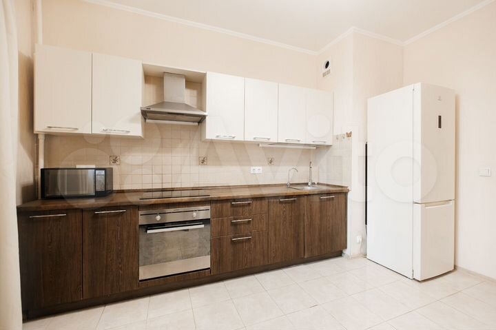 2-к. квартира, 61 м², 7/17 эт.