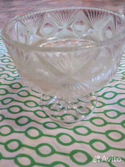 Хрустальная ваза