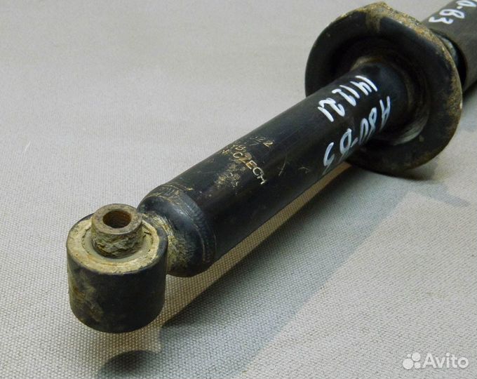 Амортизатор задний Audi 80 B3 KYB