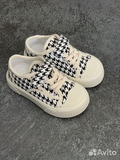 Кеды на липучках детские новые
