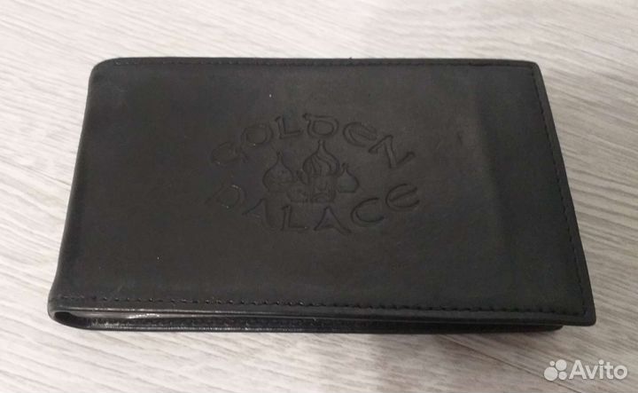 Сувениры от казино Golden Palace