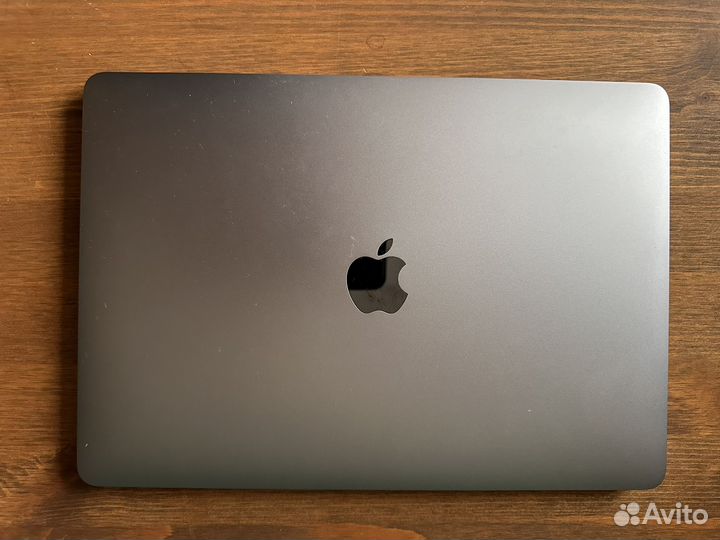 Macbook pro 13 m1 8gb 256gb