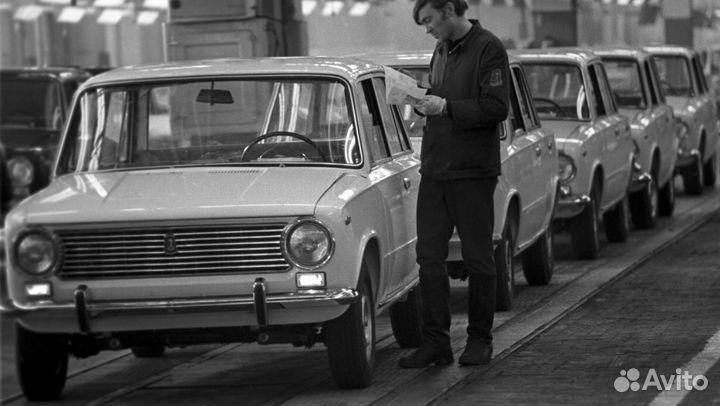 Начальник автоколонны автопарка легковых машин