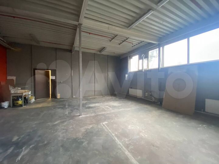 Производство, 82 м²