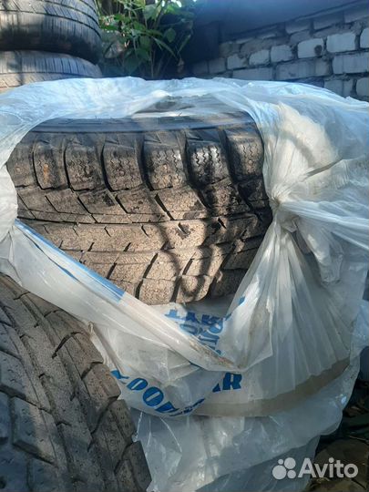 DoubleStar DS 680 225/60 R16 95T