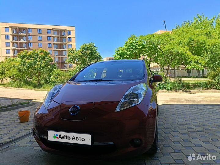 Nissan Leaf 109 AT, 2014, 220 000 км
