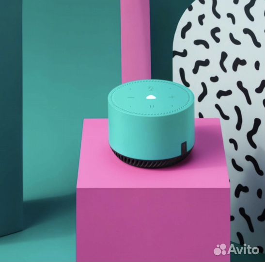 Новая колонка Яндекс с Алисой