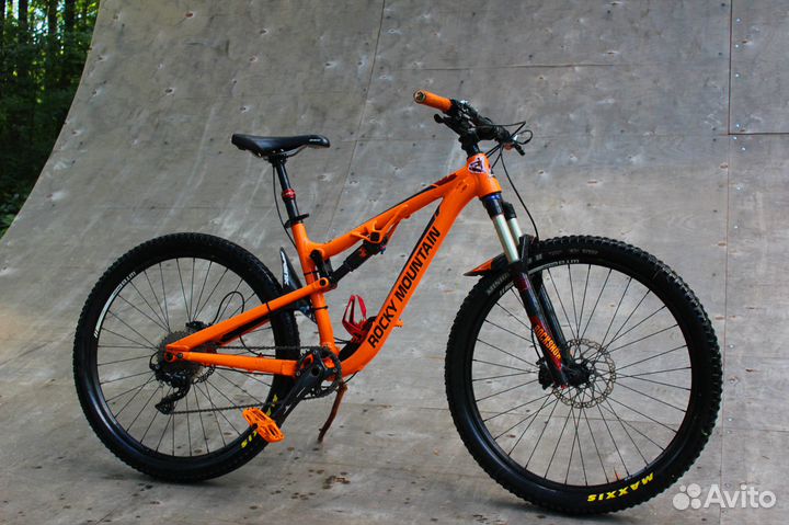 Велосипед двухподвес Rocky Mountain Thunderbolt