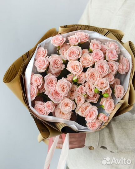 Кустовые розы розовые цветы букеты доставка