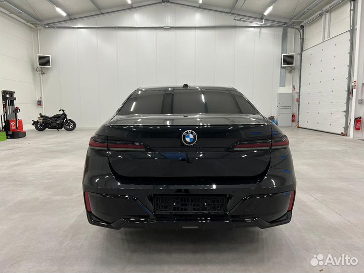 BMW 7 серия 3.0 AT, 2023, 50 км