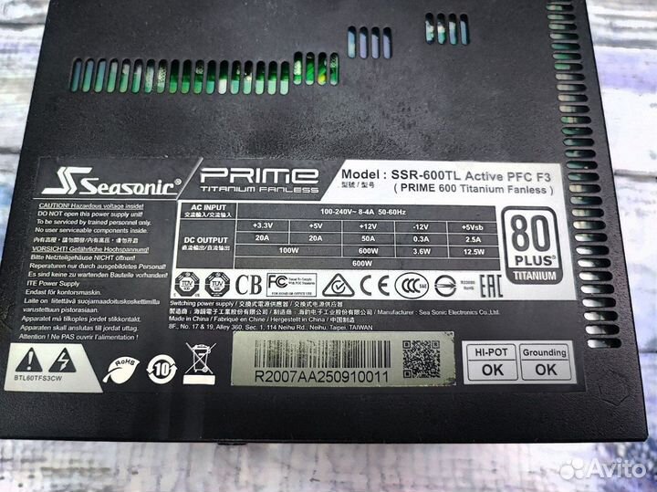 Блок питания Seasonic Prime fanless 600W Titanium