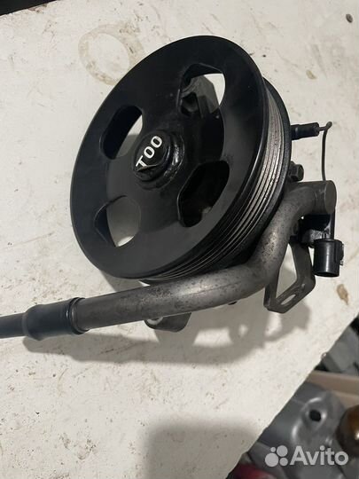 Насос гур KIA 57100-1M000