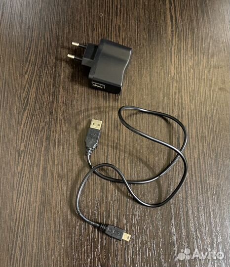 Зарядка с кабелем mini-usb