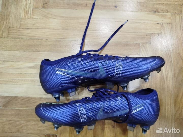 Футбольные бутсы Nike Mercurial Vapor 13 (EU 43)