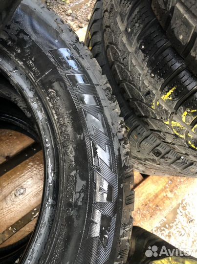 Bridgestone Blizzak Spike-01 185/65 R15 88T