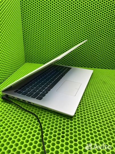 Ноутбук Lenovo laptop-315B0UJD (222145)