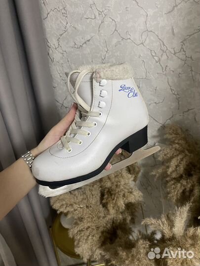 Коньки фигурные