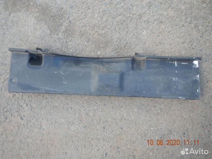 Обшивка багажника Toyota Corolla E12 2001-2006