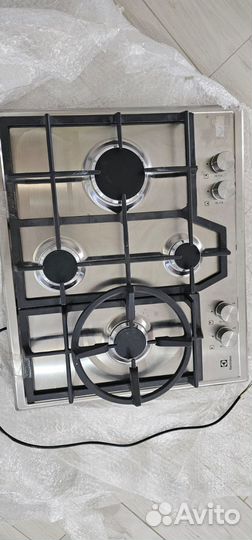 Кухня новая 2 м варочная панель новая