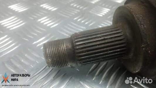 Полуось передняя правая (приводной вал, ШРУС) BMW