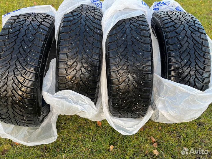 Pirelli Formula Ice 215/60 R17 100T