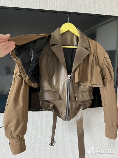 Ветровка и жилетка