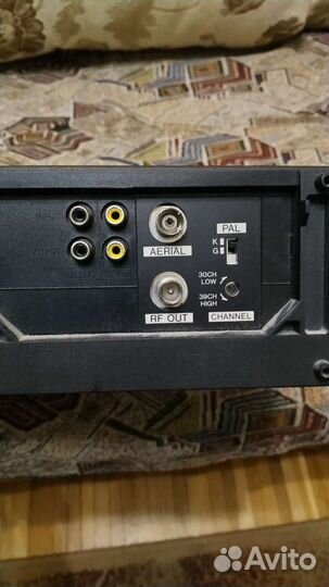 Видеомагнитофон aiwa 575