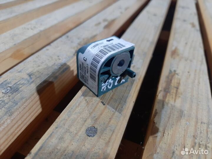 Датчик удара передний SsangYong Actyon 2 2011