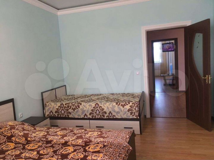 2-к. квартира, 78 м², 4/10 эт.