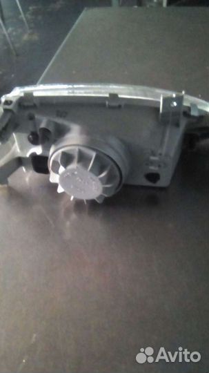 Фара левая хенде акцент