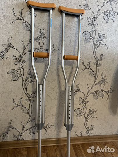 Костыли подмышечные