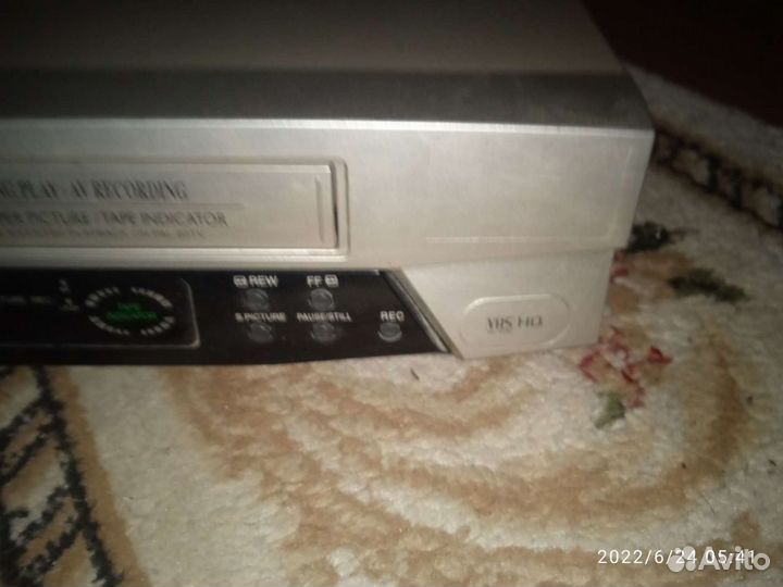 Видеомагнитофон sharp