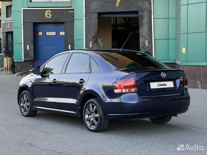 Volkswagen Polo 1.6 AT, 2011, 179 000 км