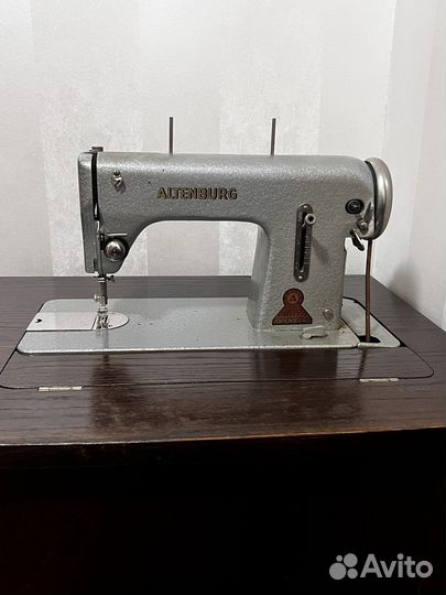 Швейная машина Altenburg