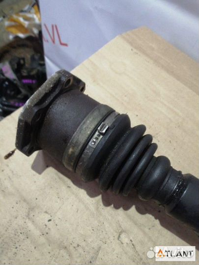 Привод передний правый volkswagen polo