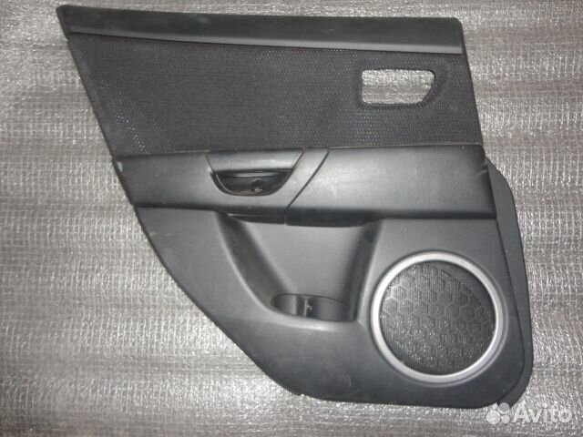 Обшивка двери Mazda 3 BK 2002-2009