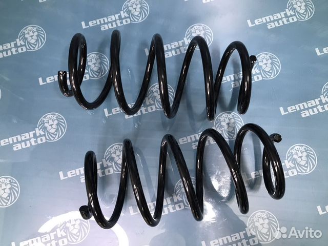 Пружина передняя Volkswagen Passat B7