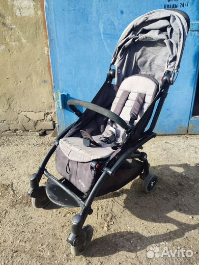 Коляска прогулочная
