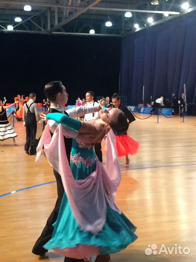 Платье для бальных танцев стандарт