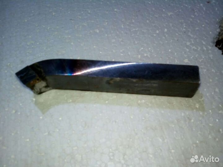 Резцы токарные