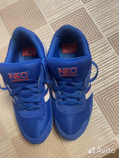 Кроссовки adidas NEO