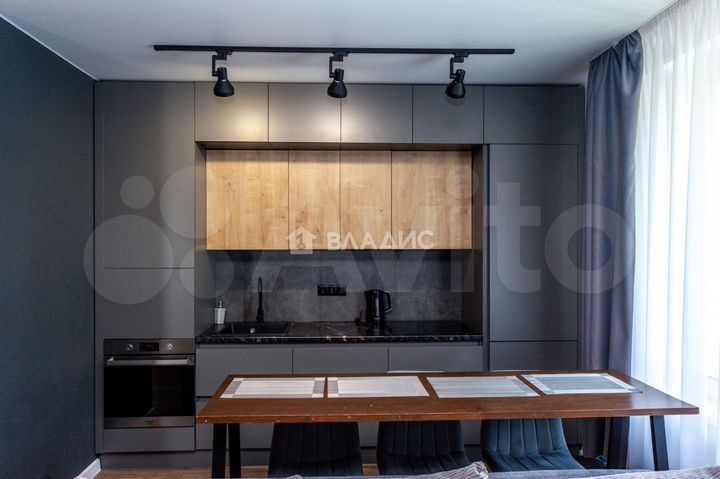 3-к. квартира, 69 м², 3/25 эт.