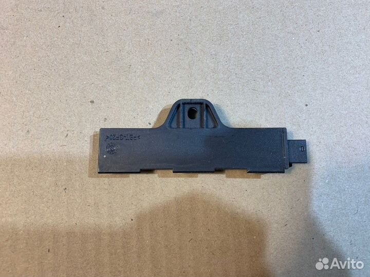 Антенна Bmw 1-Series F20 N13 2011