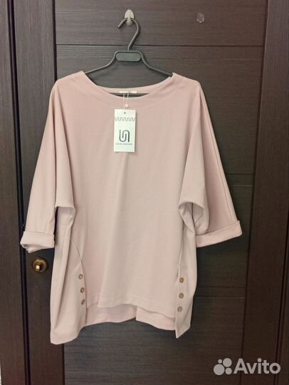 Розовый джемпер женский