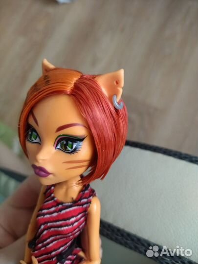 Серьга базовой Торы monster high