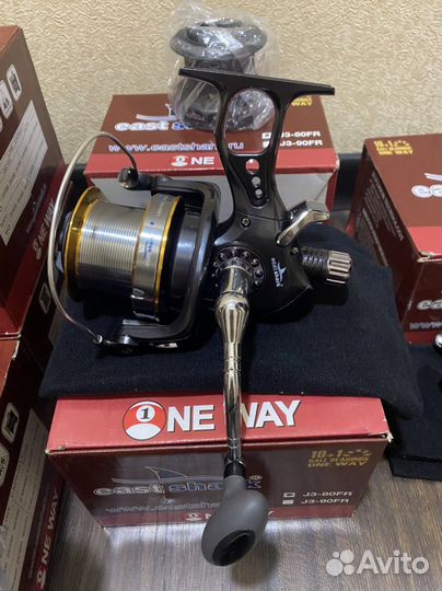 Карповые катушки с байтрайнером Eastshark 8000