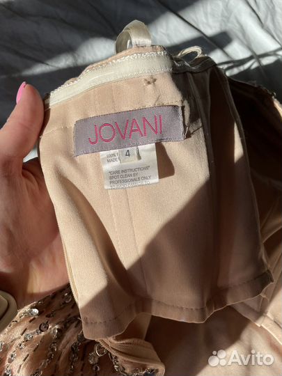 Платье jovani